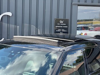 Used Land Rover Range Rover Velar 2018 for sale - 79245624: Photo