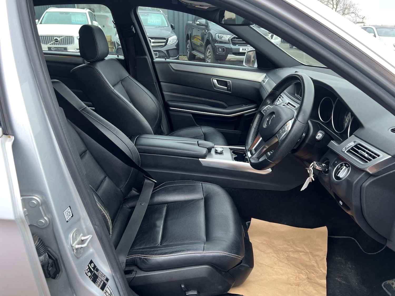 Used Mercedes-Benz E Class 2014 for sale - 77312221: Photo 19