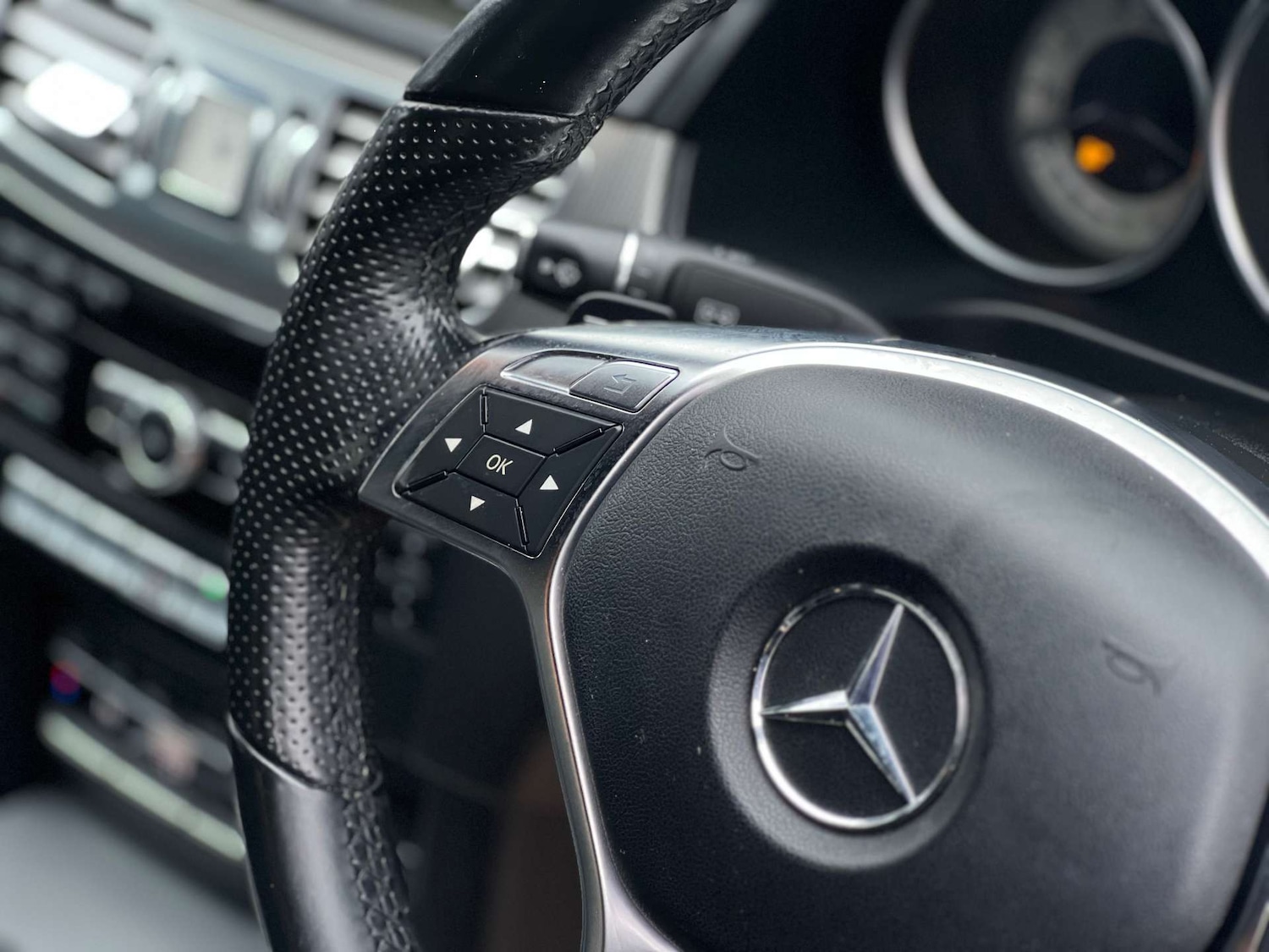 Used Mercedes-Benz E Class 2014 for sale - 77312221: Photo 22