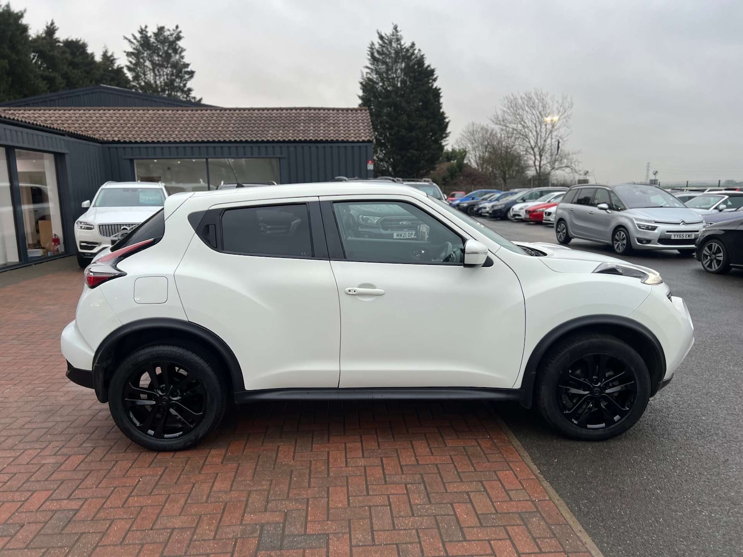 Used Nissan Juke 2015 for sale - 77276710: Photo 5