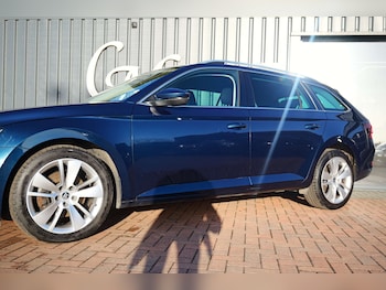 Used Skoda Superb 2018 for sale - 76846891: Photo