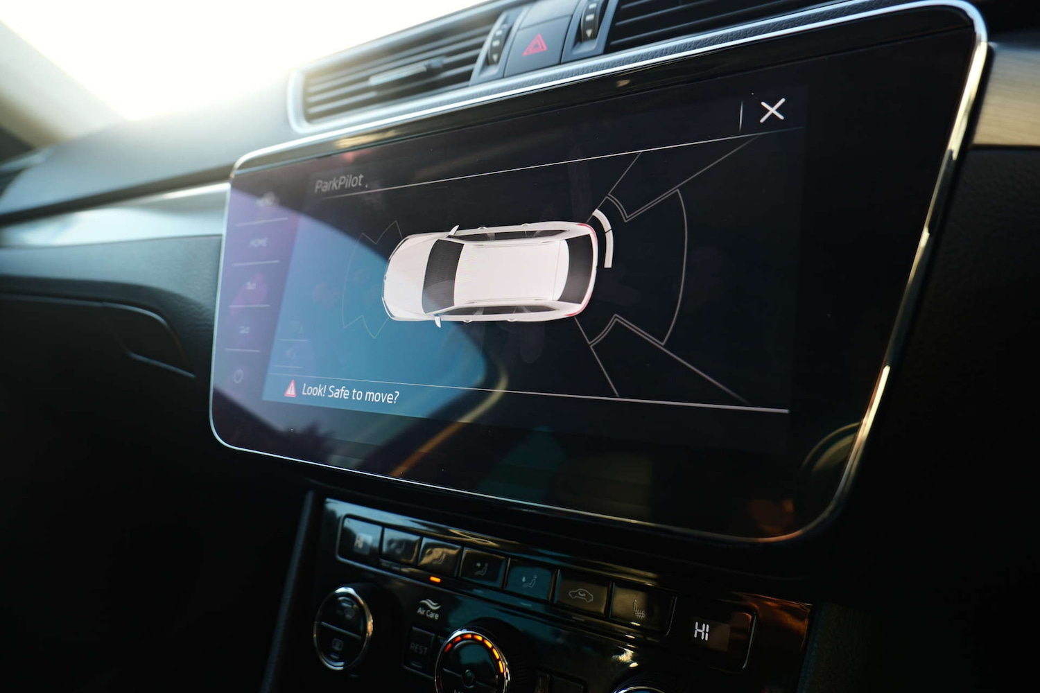 Used Skoda Superb 2018 for sale - 76846891: Photo 30