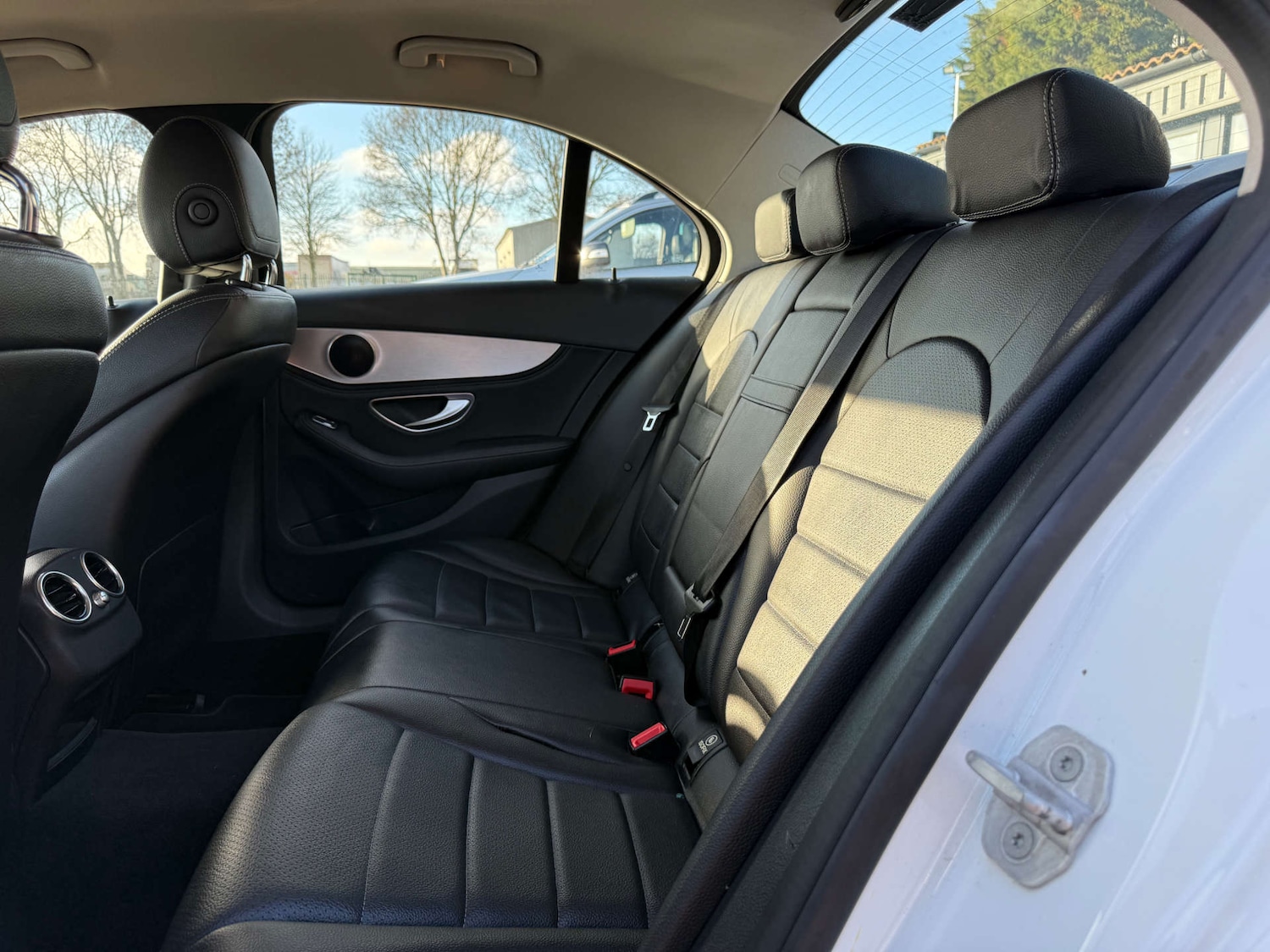 Used Mercedes-Benz C Class 2015 for sale - 77148692: Photo 37