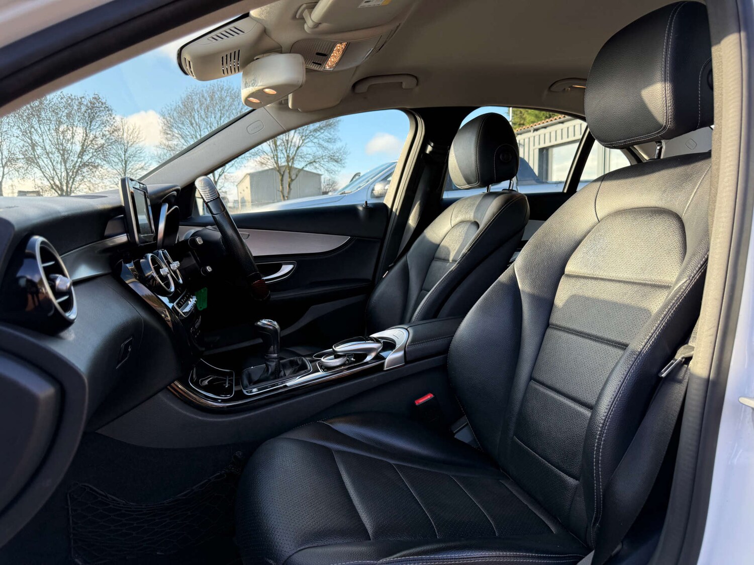 Used Mercedes-Benz C Class 2015 for sale - 77148692: Photo 40