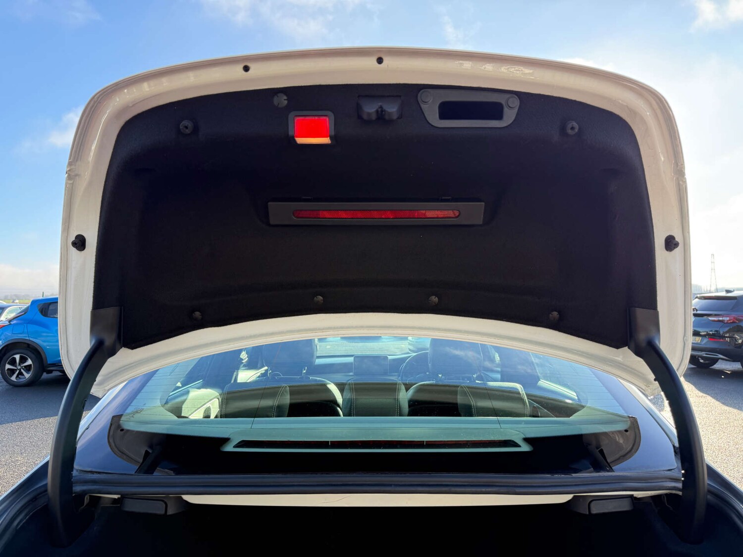 Used Mercedes-Benz C Class 2015 for sale - 77148692: Photo 54