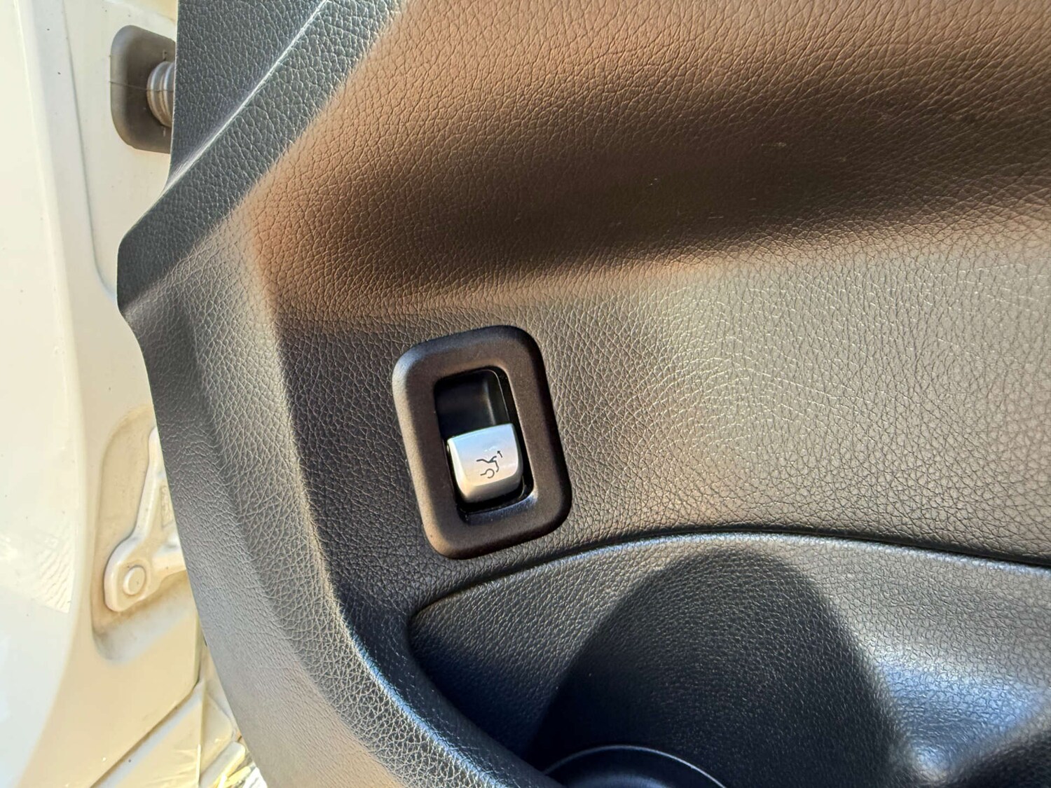 Used Mercedes-Benz C Class 2015 for sale - 77148692: Photo 55