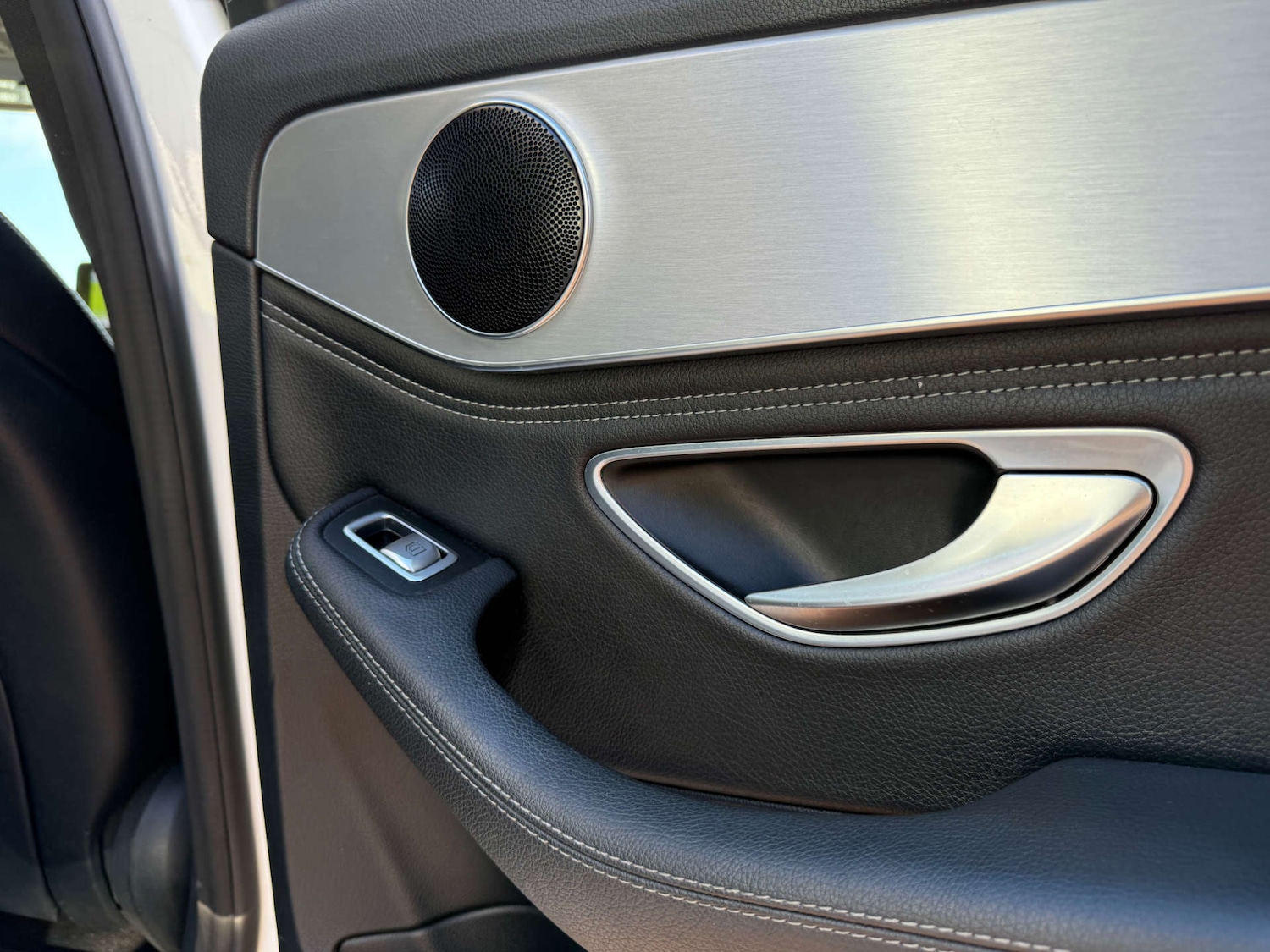 Used Mercedes-Benz C Class 2015 for sale - 77148692: Photo 81