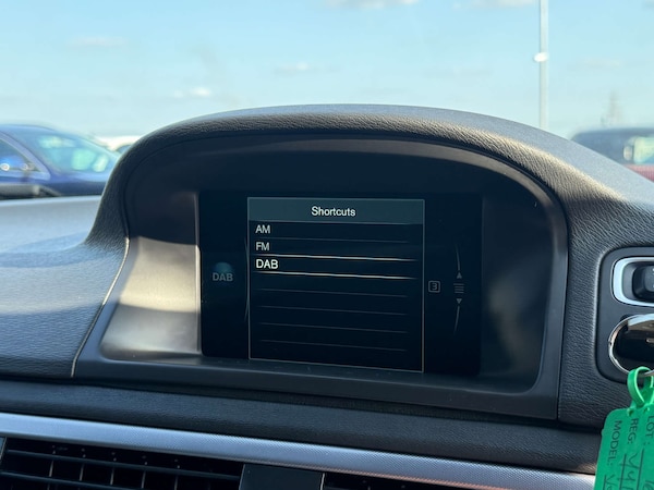 Used Volvo V70 2016 for sale - 74941997: Photo 22
