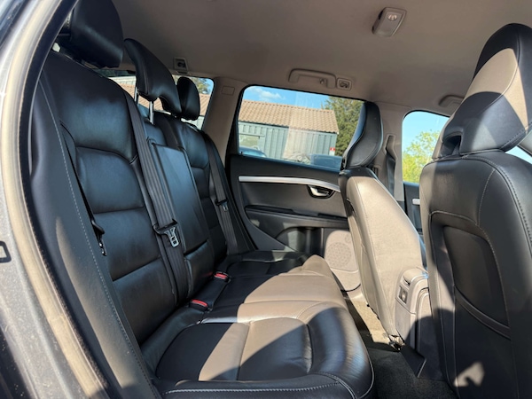 Used Volvo V70 2016 for sale - 74941997: Photo 26