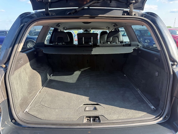 Used Volvo V70 2016 for sale - 74941997: Photo 43