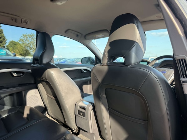 Used Volvo V70 2016 for sale - 74941997: Photo 70