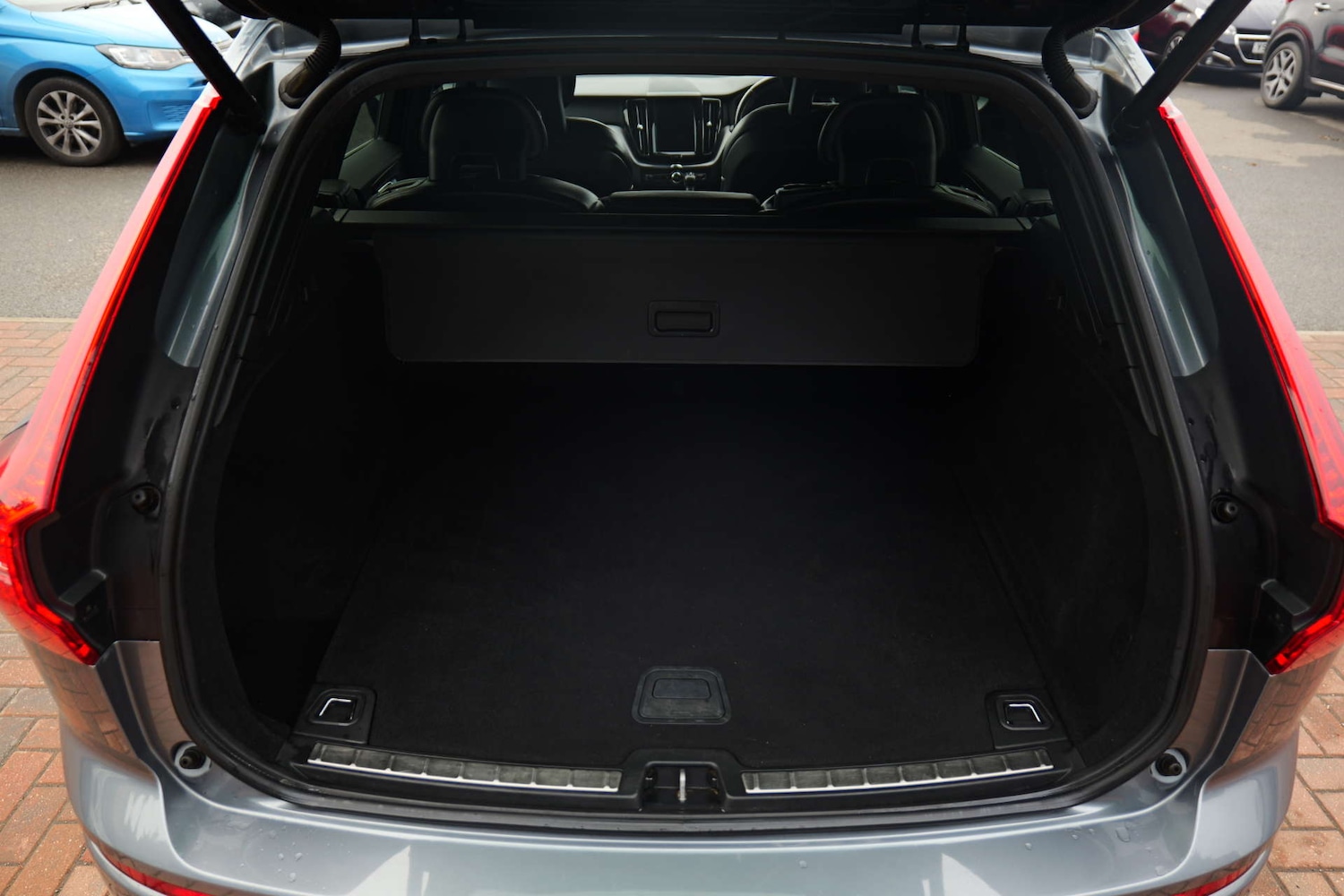 Used Volvo XC60 2018 for sale - 76505138: Photo 22