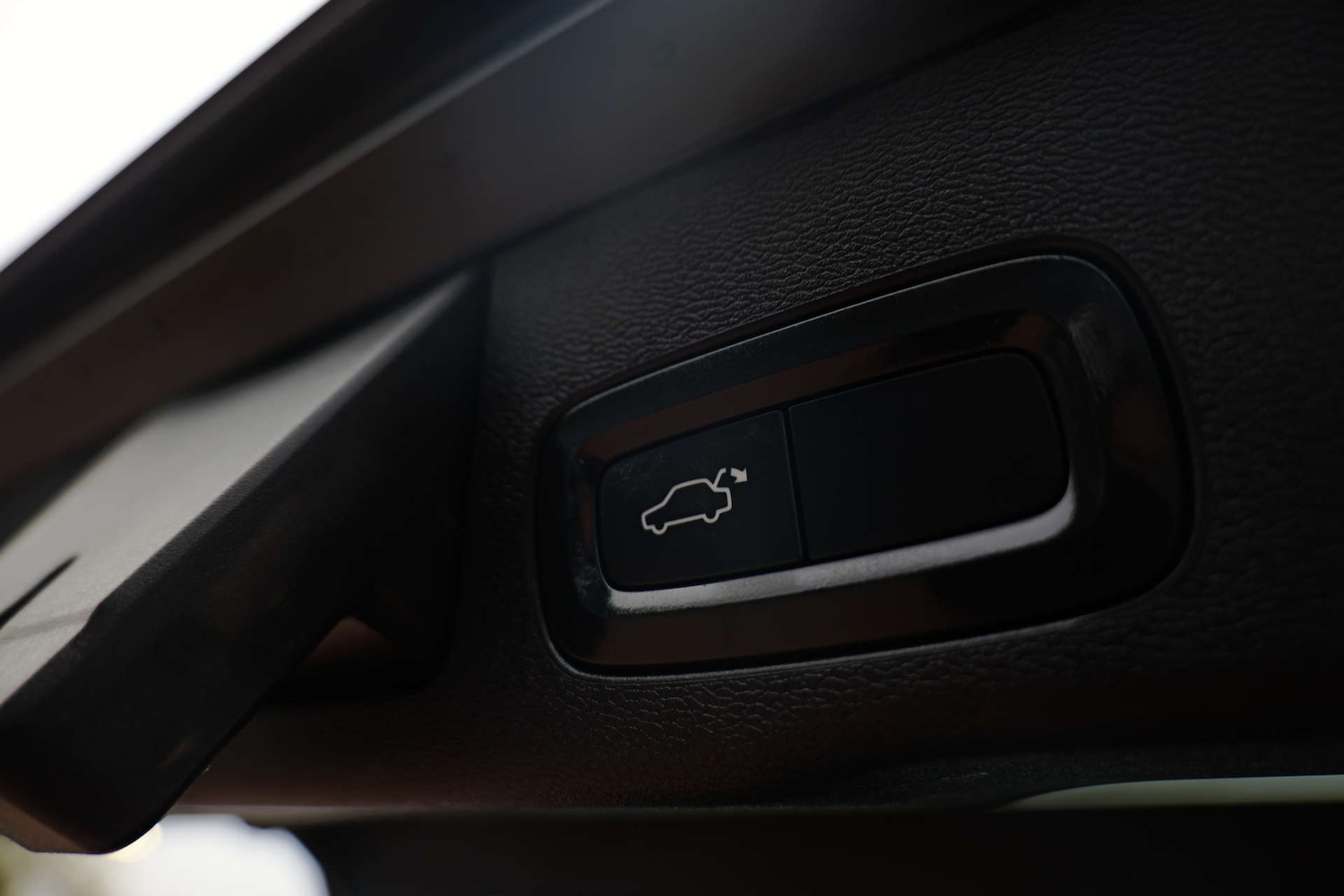 Used Volvo XC60 2018 for sale - 76505138: Photo 23