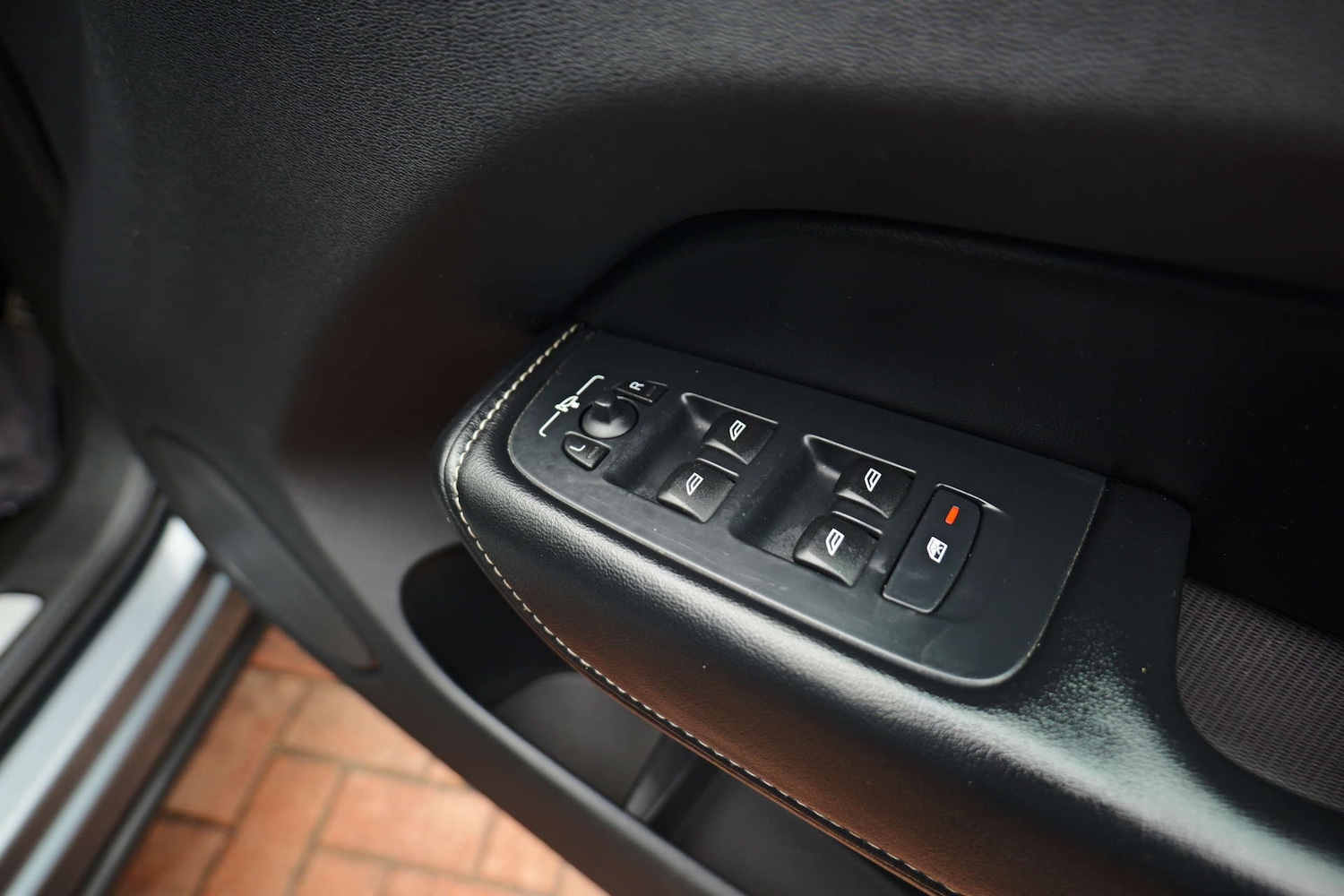 Used Volvo XC60 2018 for sale - 76505138: Photo 25