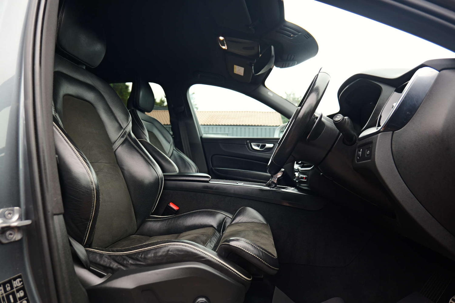 Used Volvo XC60 2018 for sale - 76505138: Photo 30