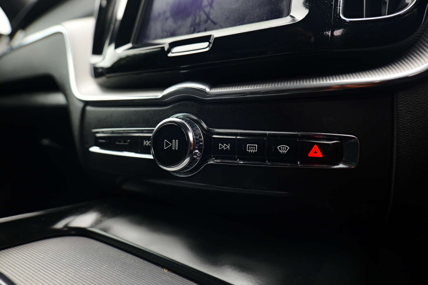 Used Volvo XC60 2018 for sale - 76505138: Photo 41