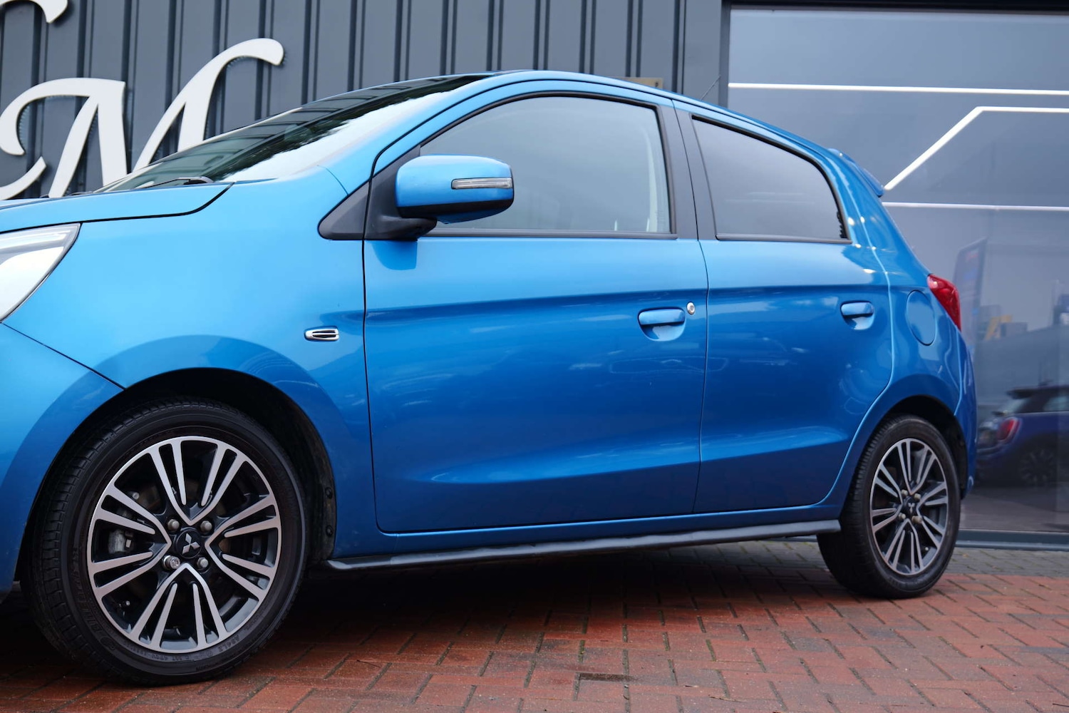 Used Mitsubishi Mirage 2017 for sale - 76709171: Photo 2