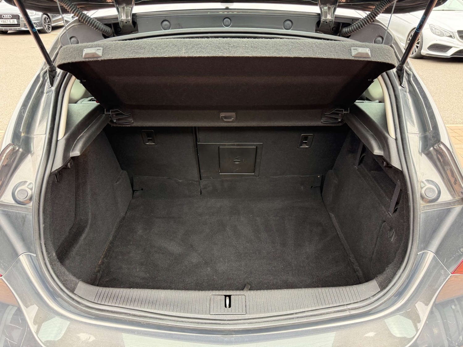 Used Vauxhall Astra 2015 for sale - 76102735: Photo 21