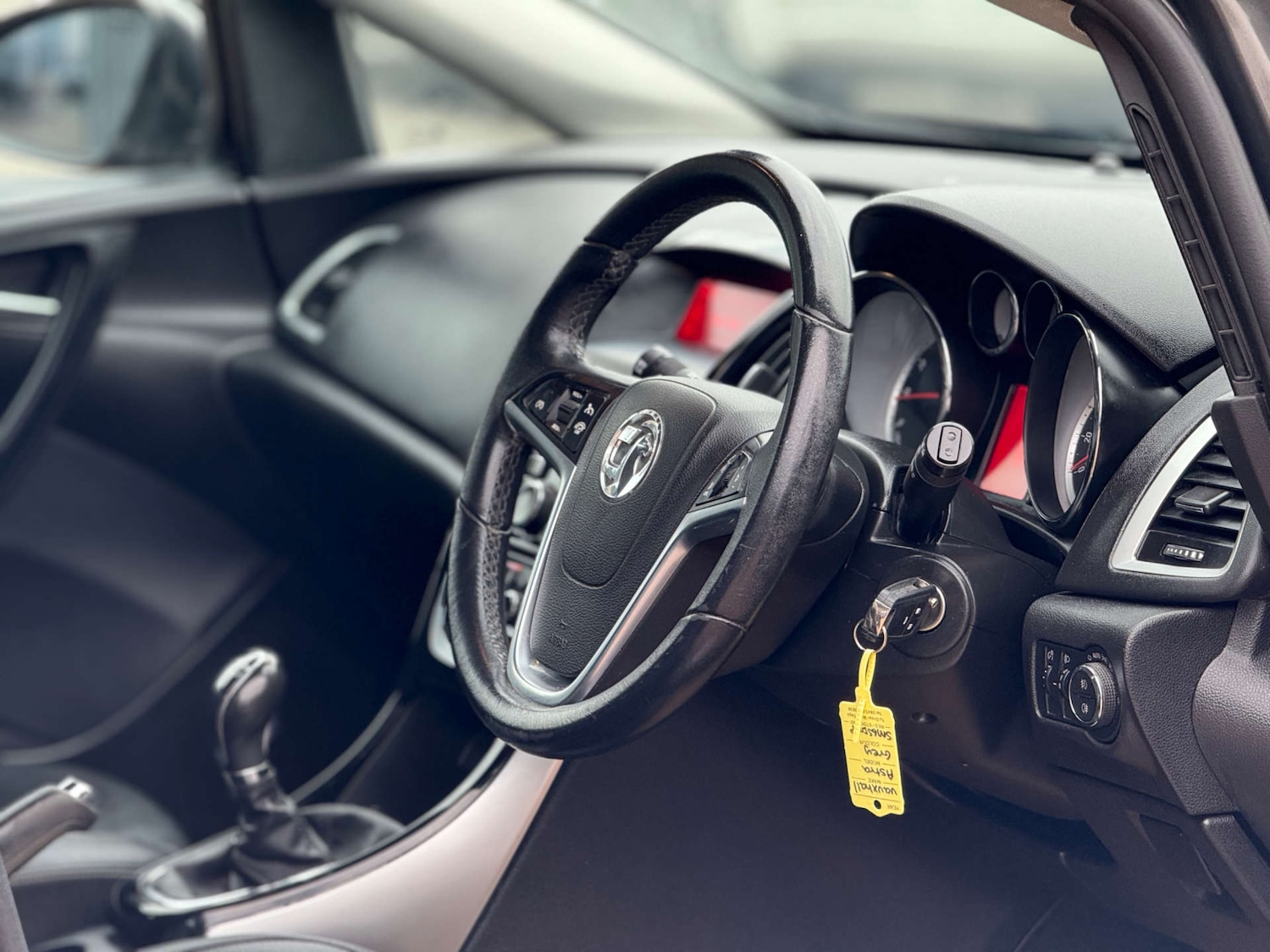 Used Vauxhall Astra 2015 for sale - 76102735: Photo 24