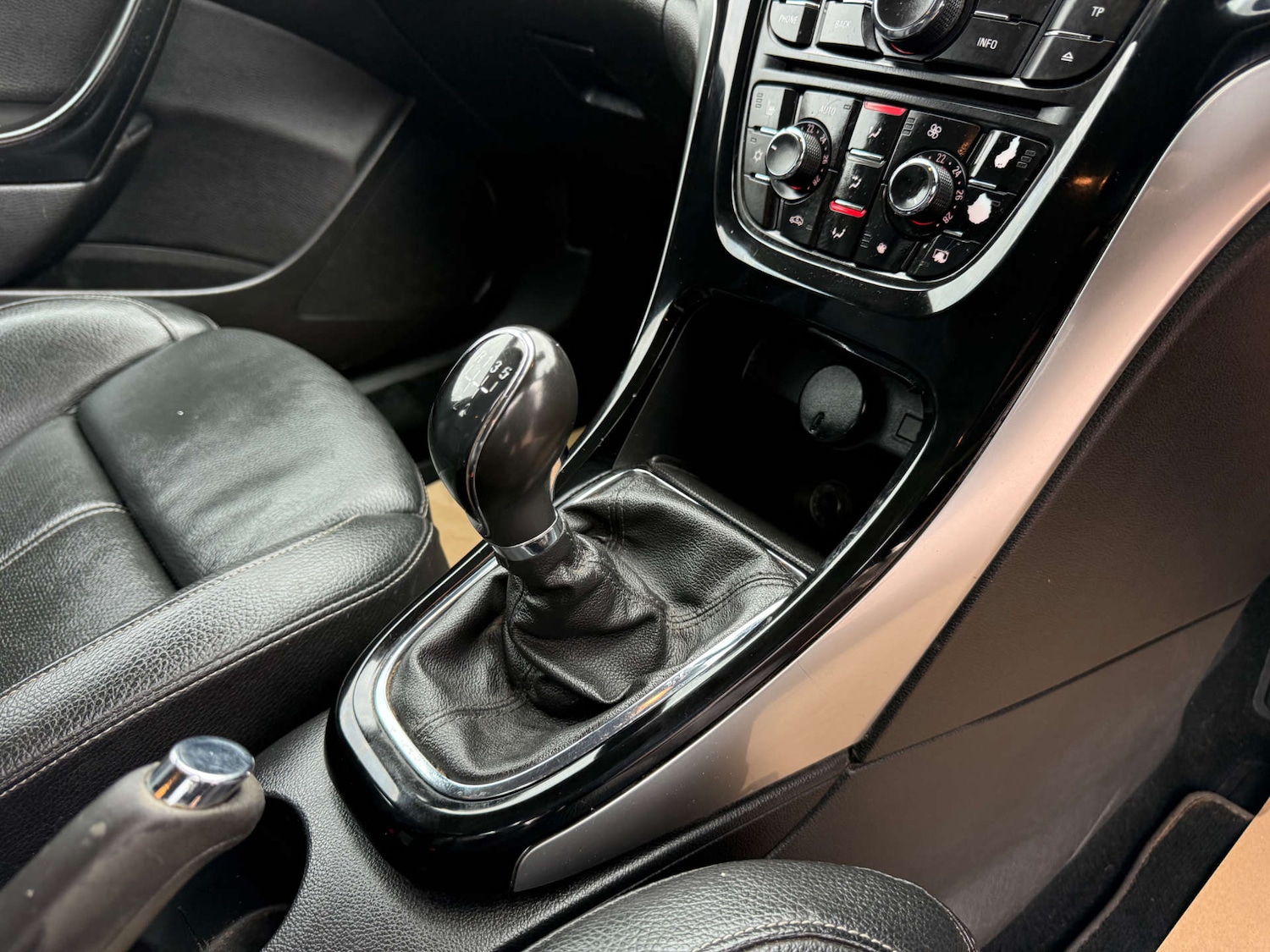 Used Vauxhall Astra 2015 for sale - 76102735: Photo 26