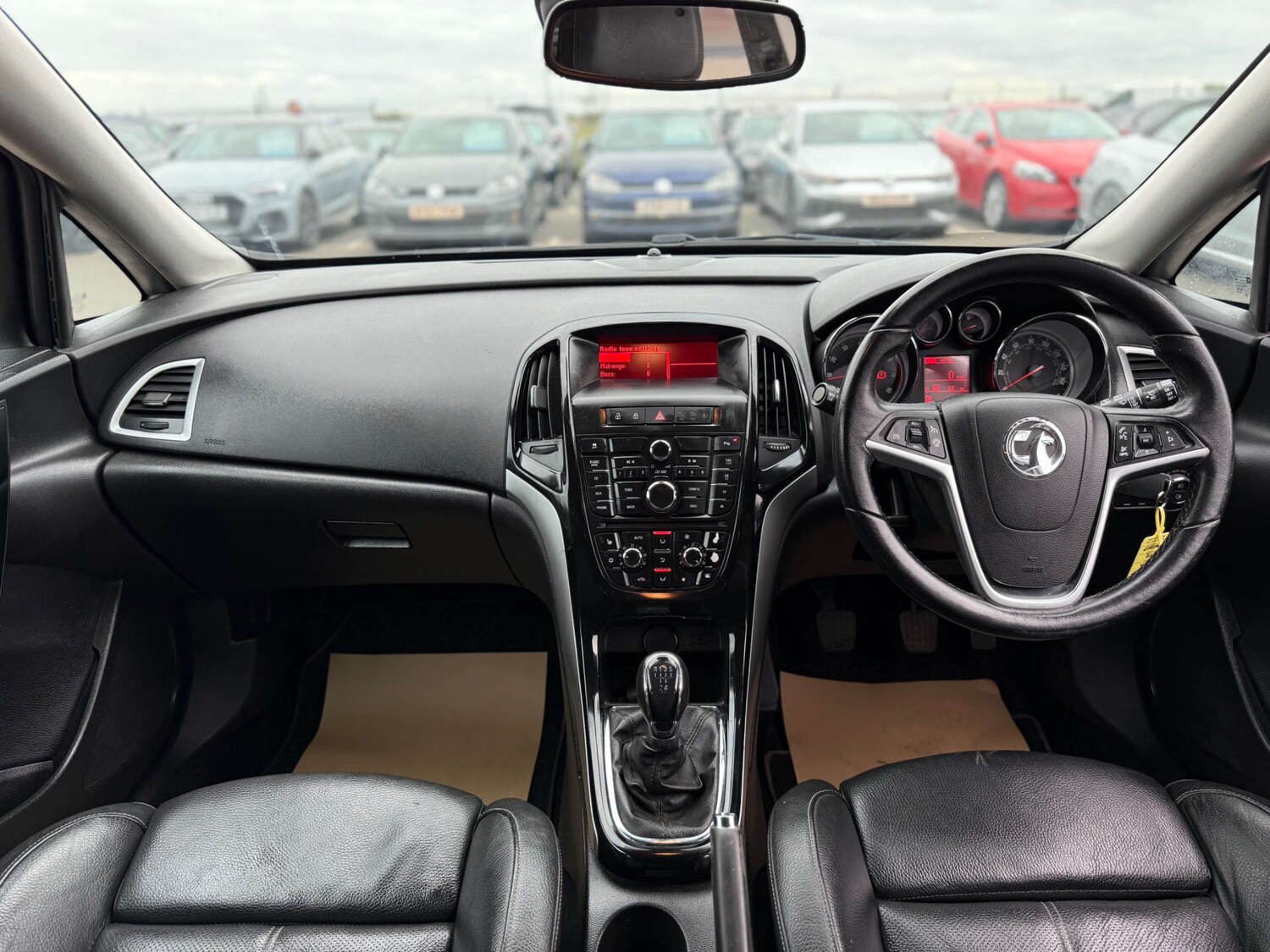 Used Vauxhall Astra 2015 for sale - 76102735: Photo 33