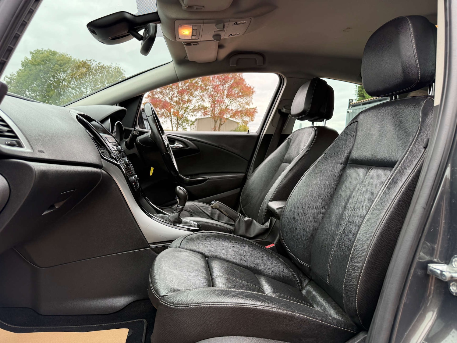 Used Vauxhall Astra 2015 for sale - 76102735: Photo 36