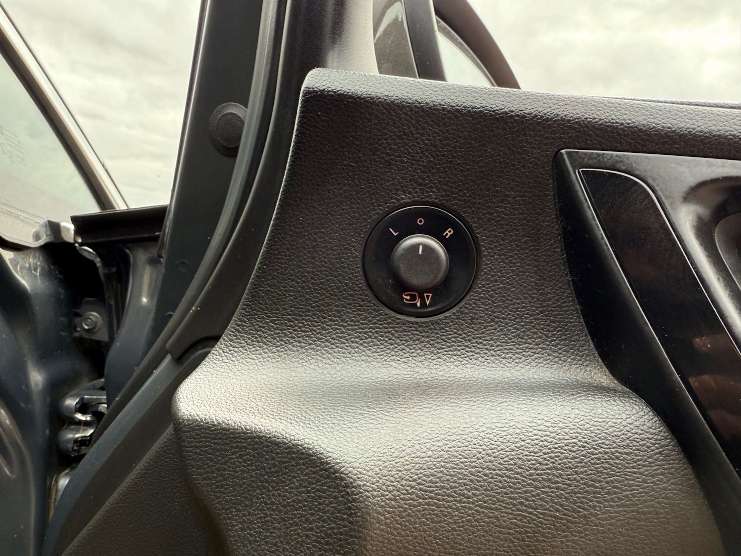 Used Vauxhall Astra 2015 for sale - 76102735: Photo 45