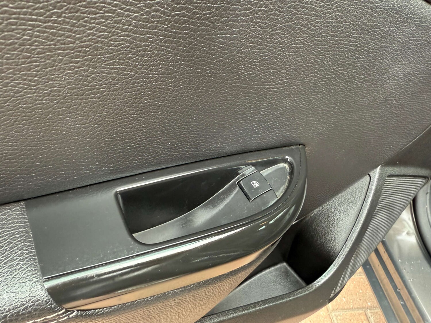 Used Vauxhall Astra 2015 for sale - 76102735: Photo 64