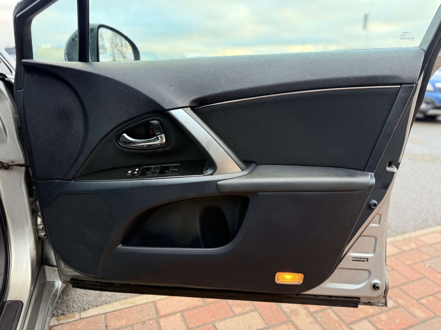 Used Toyota Avensis 2012 for sale - 77022548: Photo 23