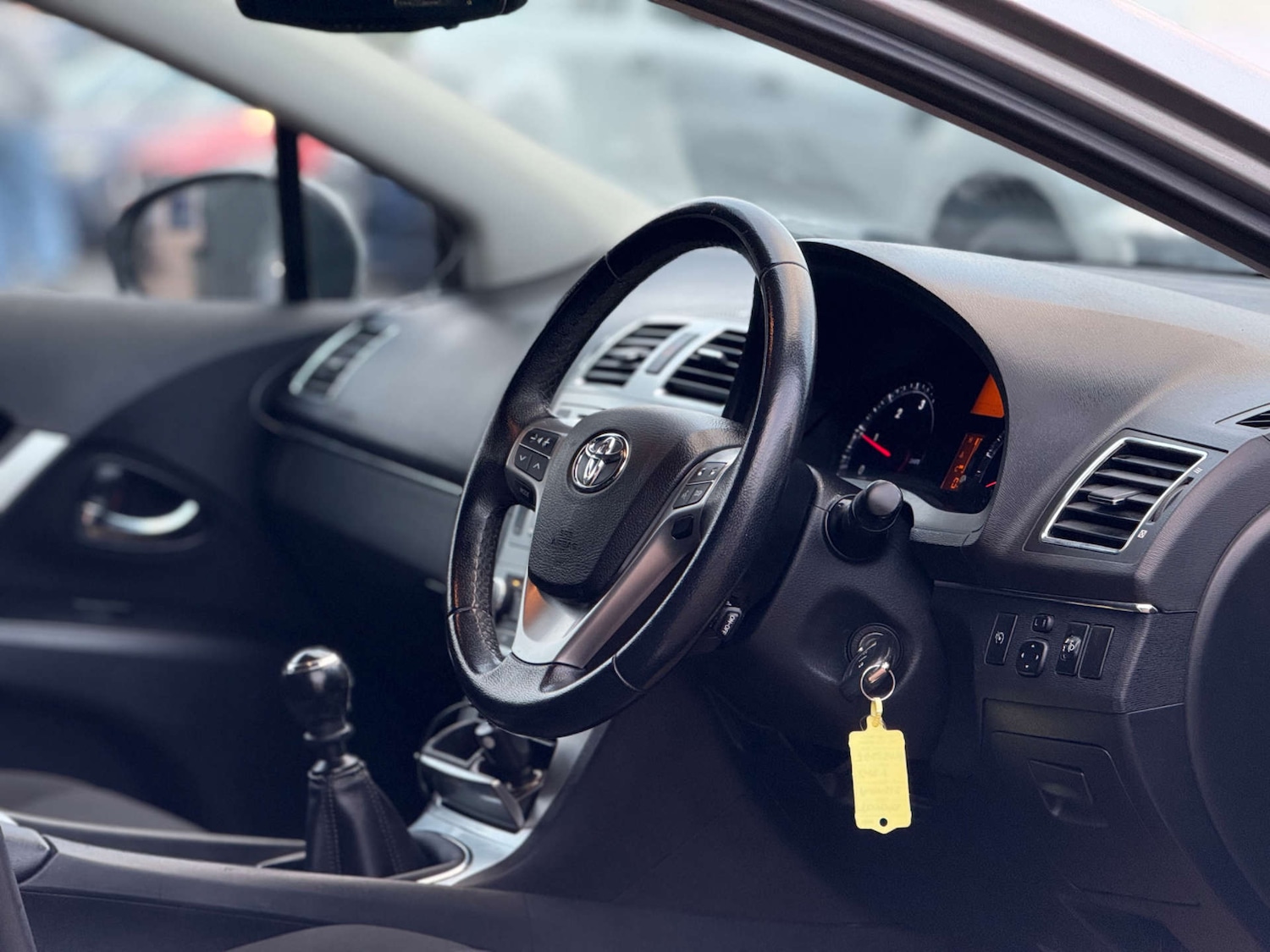 Used Toyota Avensis 2012 for sale - 77022548: Photo 25