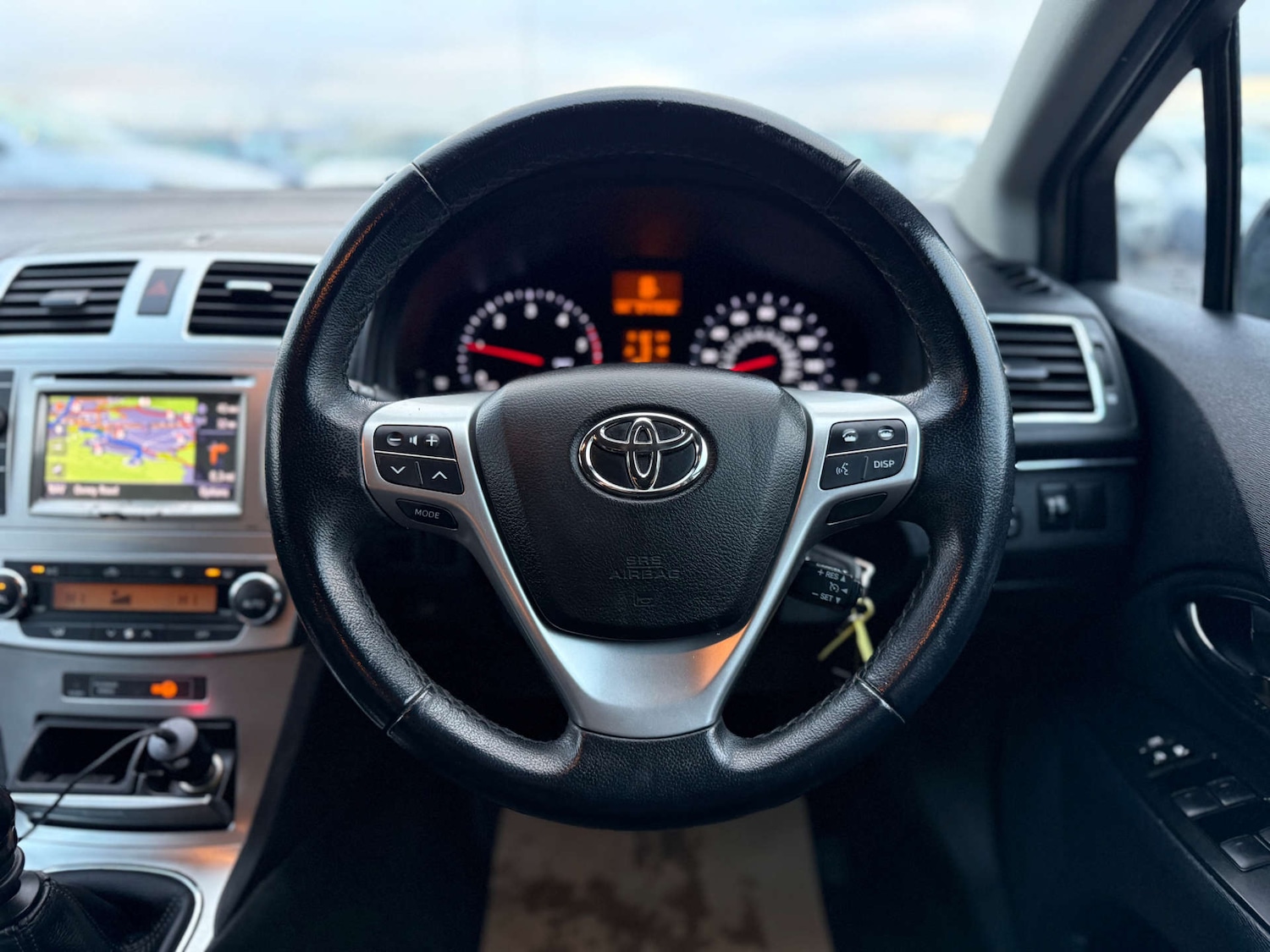 Used Toyota Avensis 2012 for sale - 77022548: Photo 39