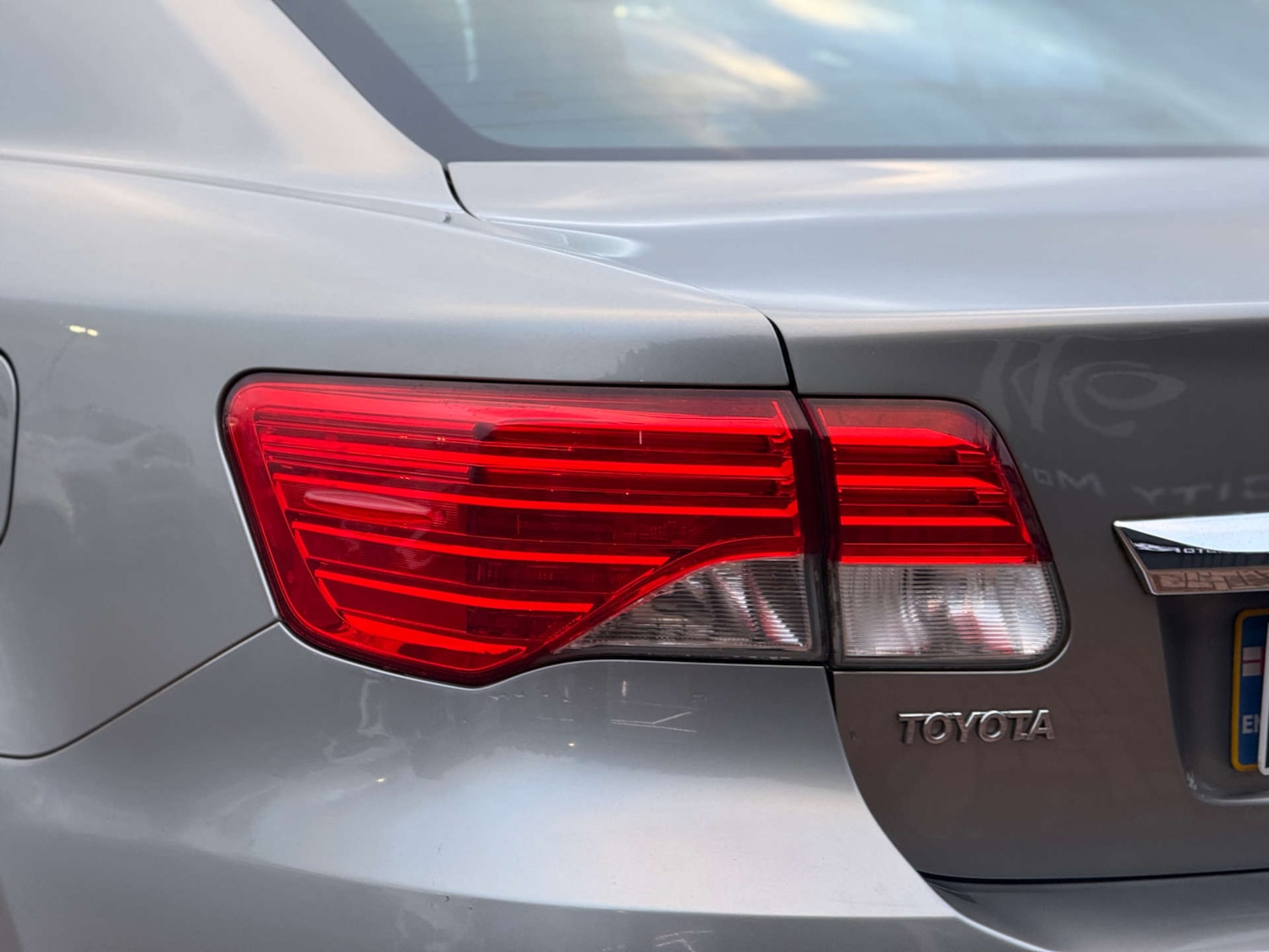 Used Toyota Avensis 2012 for sale - 77022548: Photo 58