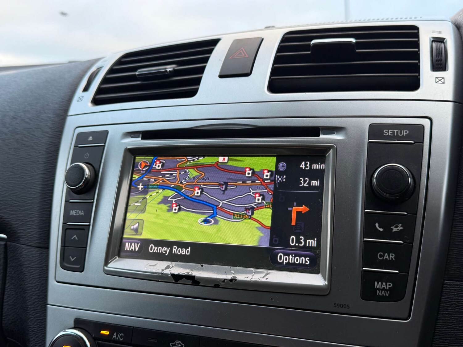 Used Toyota Avensis 2012 for sale - 77022548: Photo 76