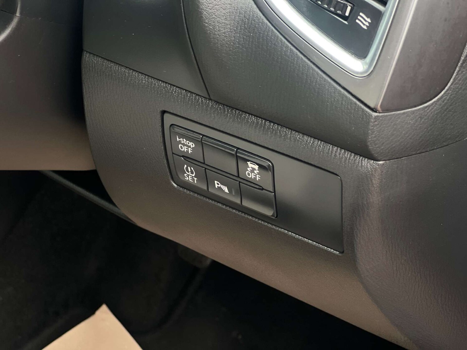 Used Mazda Mazda3 2017 for sale - 77504087: Photo 27