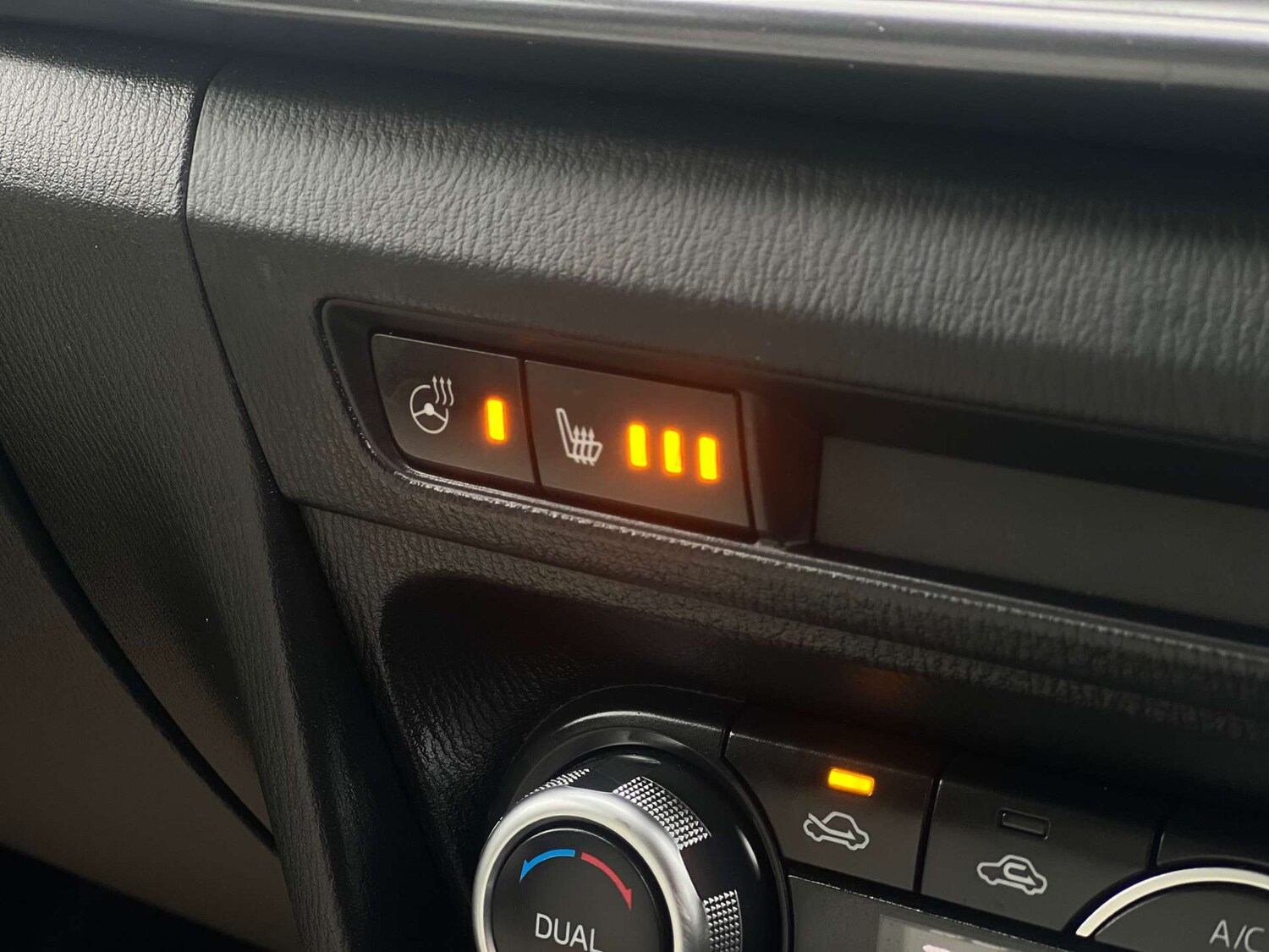 Used Mazda Mazda3 2017 for sale - 77504087: Photo 28