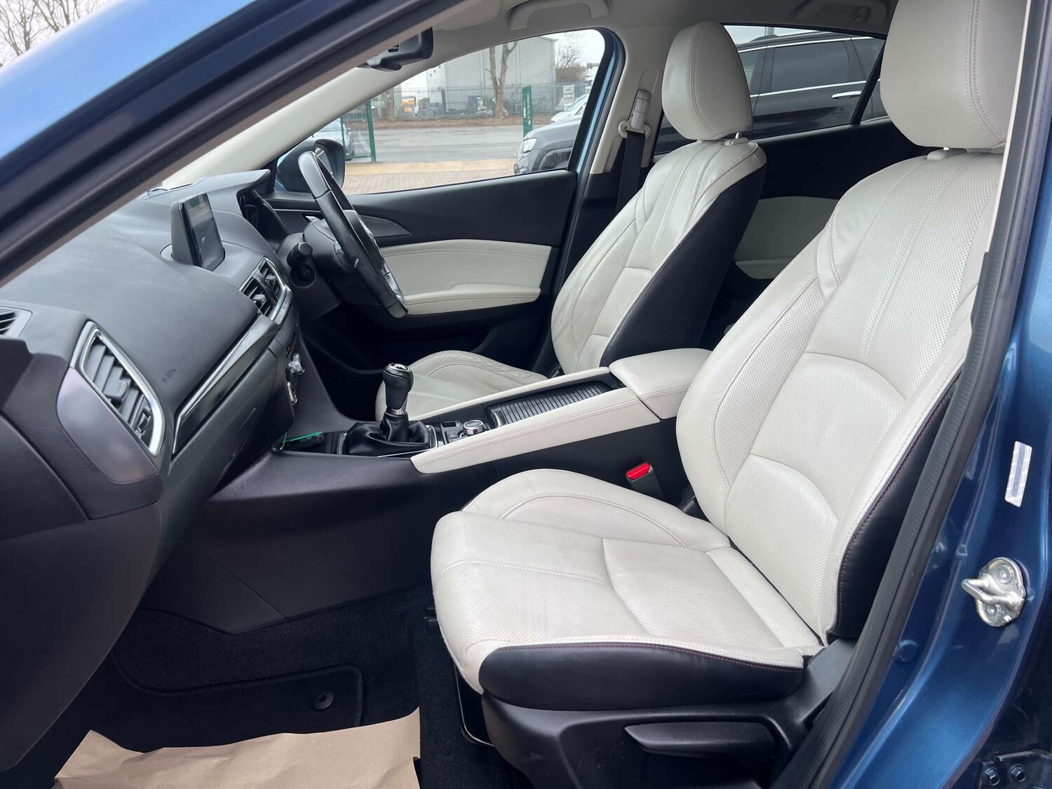 Used Mazda Mazda3 2017 for sale - 77504087: Photo 46