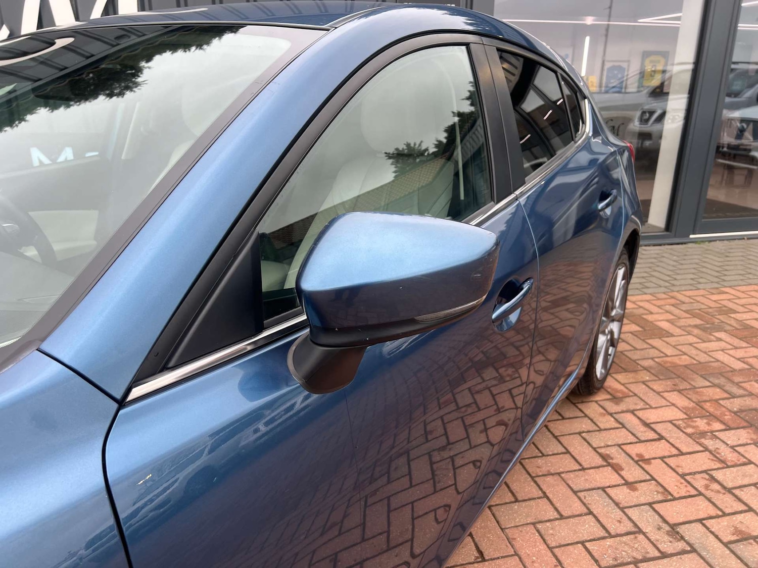 Used Mazda Mazda3 2017 for sale - 77504087: Photo 5