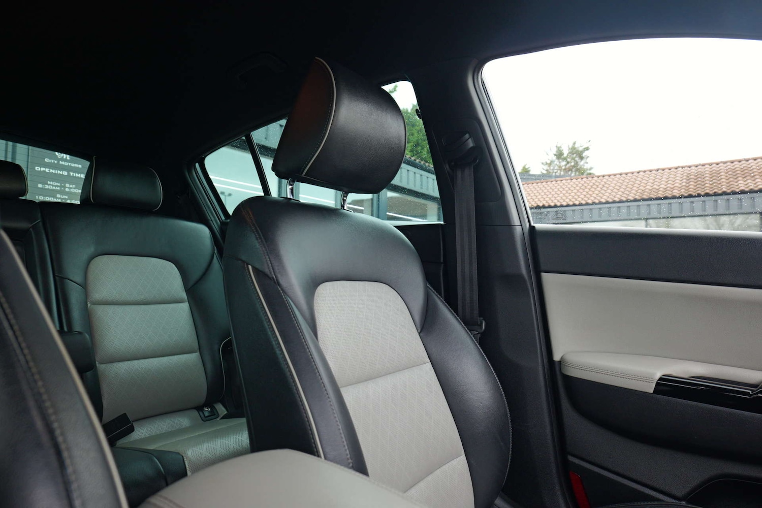 Used Kia Sportage 2016 for sale - 76384139: Photo 35