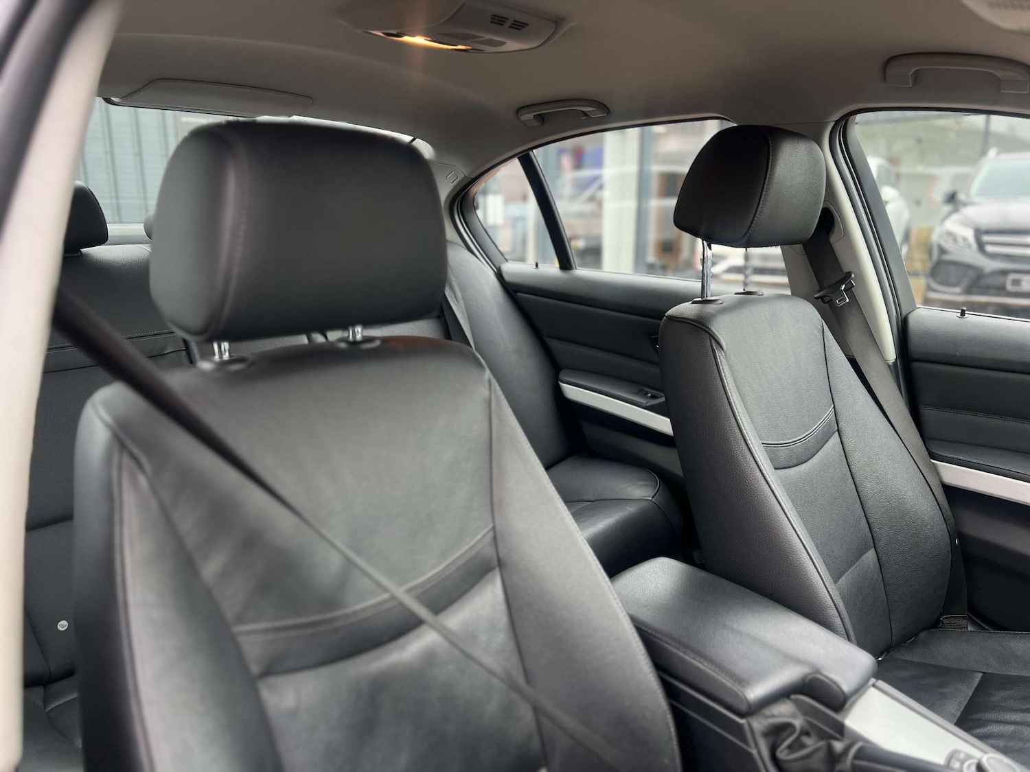 Used BMW 3 Series 2011 for sale - 77542697: Photo 17