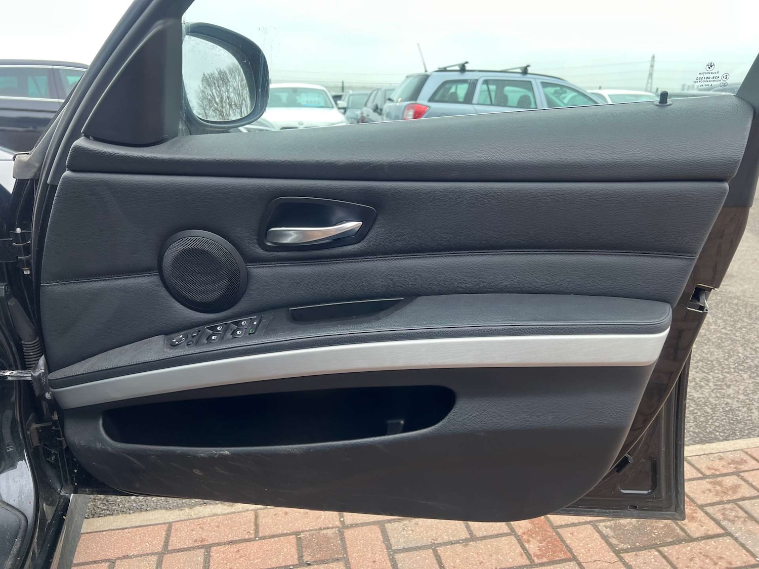 Used BMW 3 Series 2011 for sale - 77542697: Photo 46