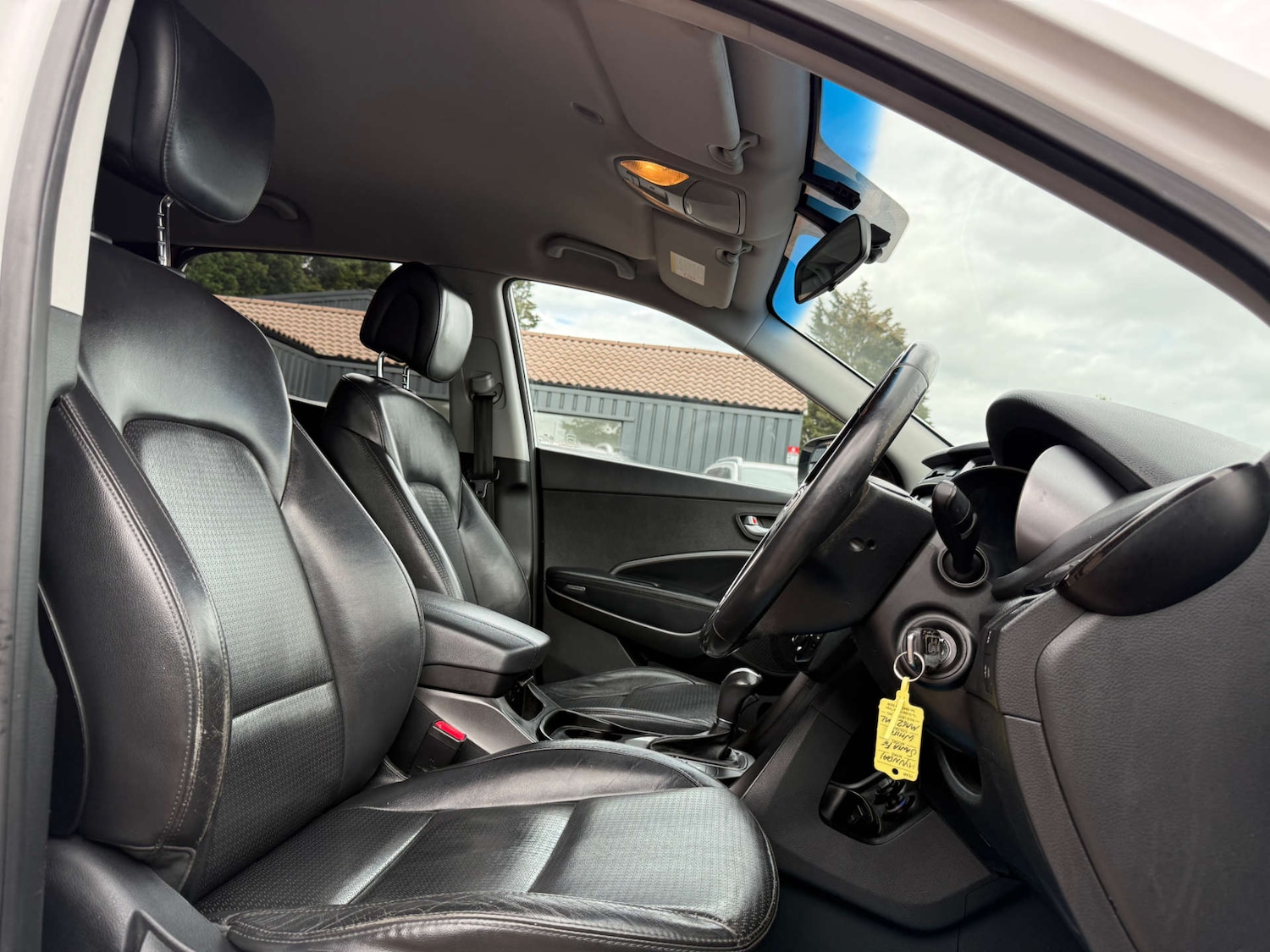 Used Hyundai Santa Fe 2012 for sale - 76287442: Photo 17