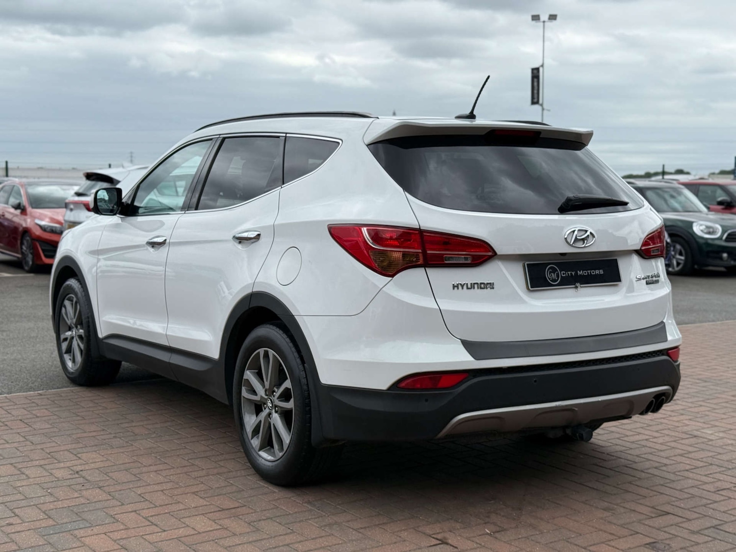 Used Hyundai Santa Fe 2012 for sale - 76287442: Photo 44