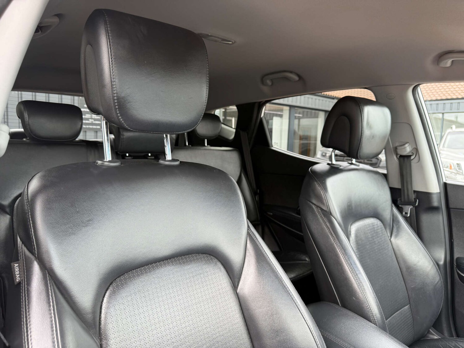 Used Hyundai Santa Fe 2012 for sale - 76287442: Photo 48