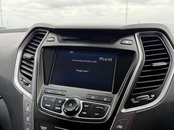 Used Hyundai Santa Fe 2012 for sale - 76287442: Photo 59