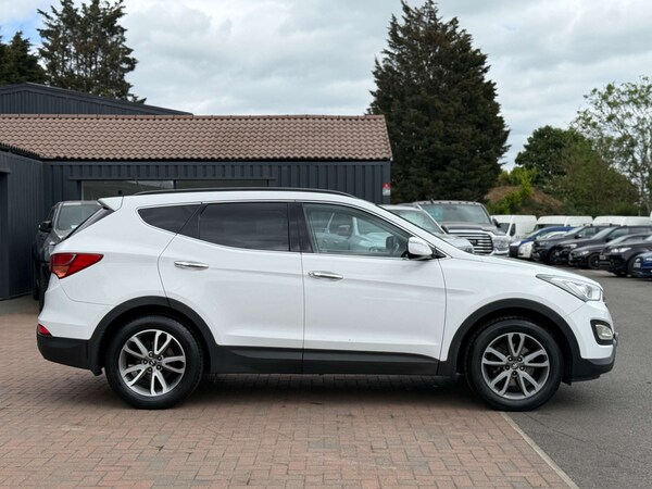 Used Hyundai Santa Fe 2012 for sale - 76287442: Photo 5