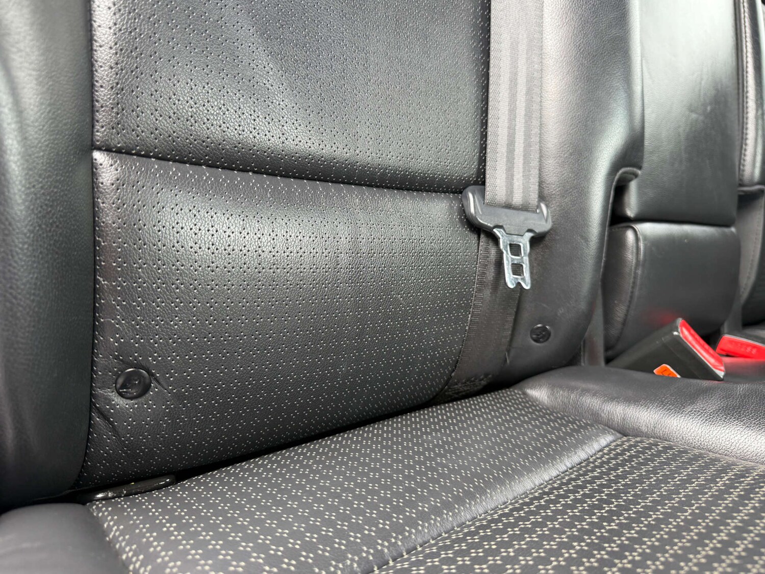 Used Hyundai Santa Fe 2012 for sale - 76287442: Photo 63