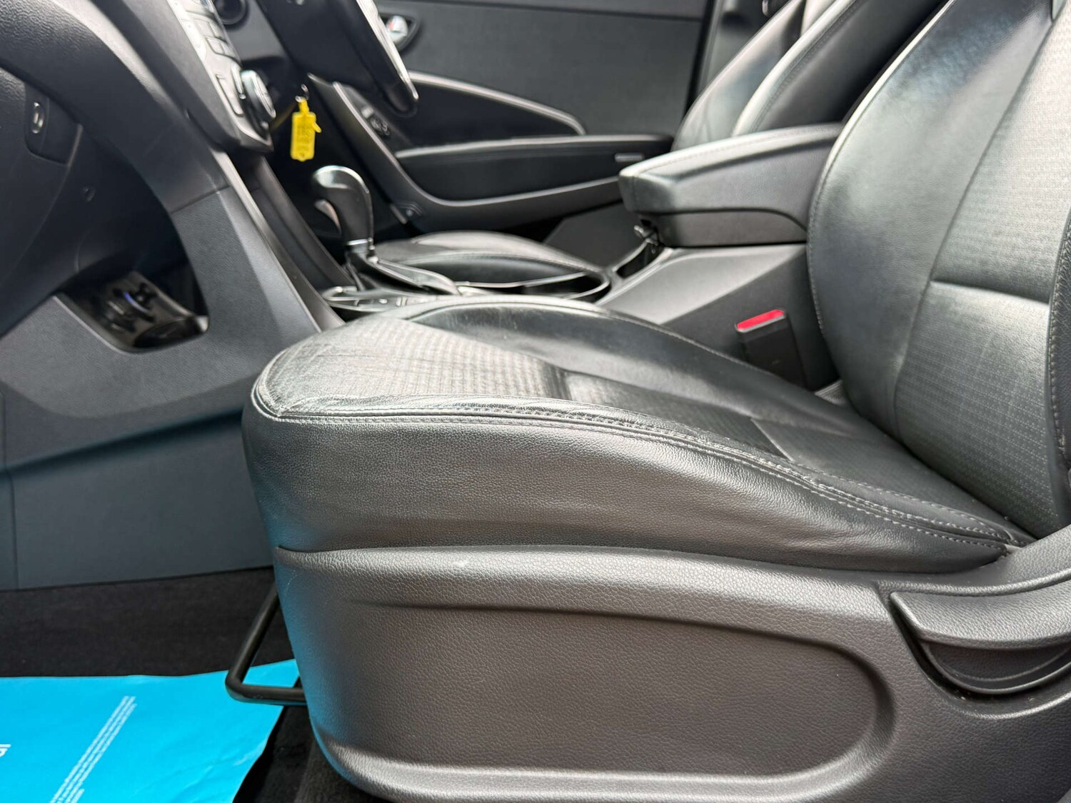 Used Hyundai Santa Fe 2012 for sale - 76287442: Photo 71