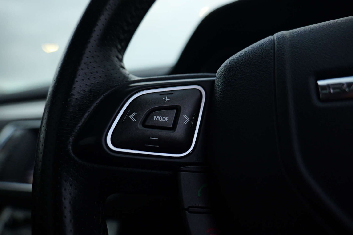 Used Land Rover Range Rover Evoque 2011 for sale - 76569725: Photo 28