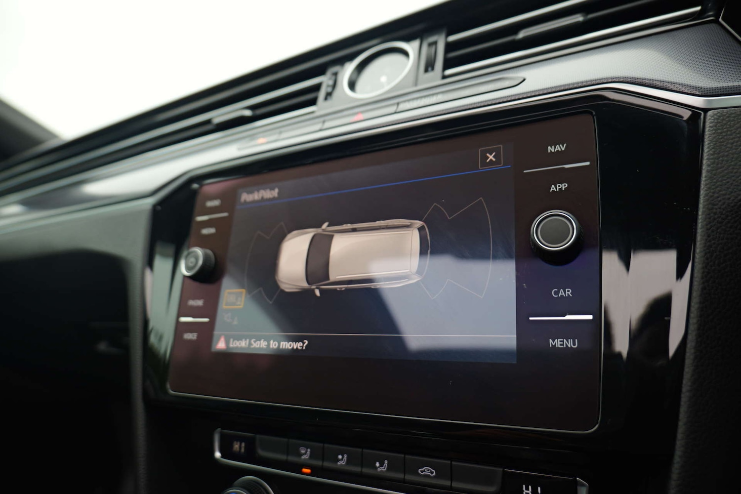 Used Volkswagen Passat 2017 for sale - 77170358: Photo 28