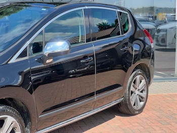 Used Peugeot 3008 2015 for sale - 79176661: Photo